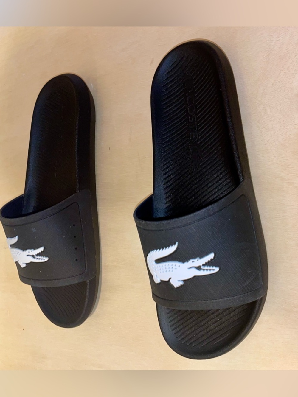 Lacoste Black Slides with White Crocodile Logo Size 10 - Picture 2 of 9